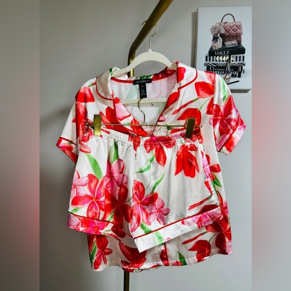 Nannette Lepore matching silk pajama set women’s size medium - Picture 8 of 9